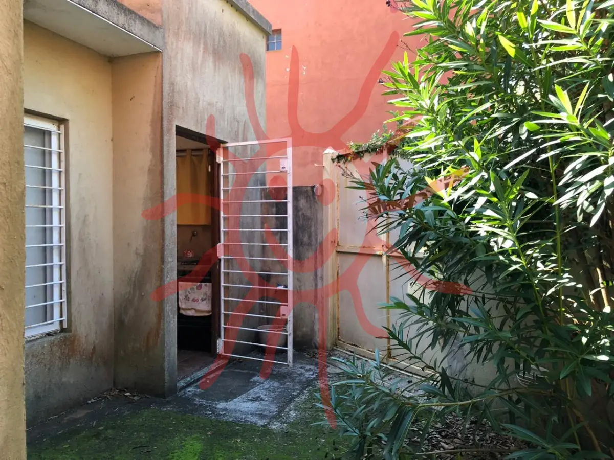 Foto del frente de la unidad clave 317